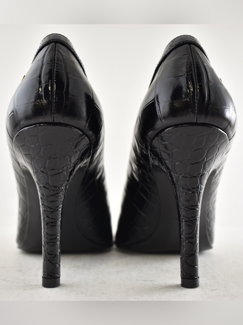 Chanel 26S Blazy Black Crocodile Croc Embossed Patent CC Gold Logo Heel Pump 41 - Picture 15 of 16